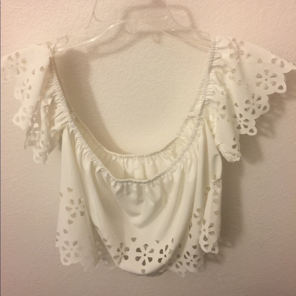 Off-the-shoulder Top